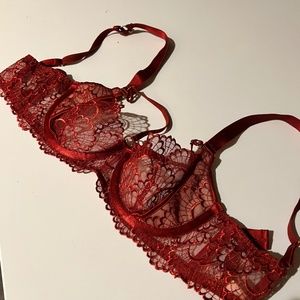 LOOKING TO TRADE ONLY!! Bordelle Sensu revival balconette bra. size S